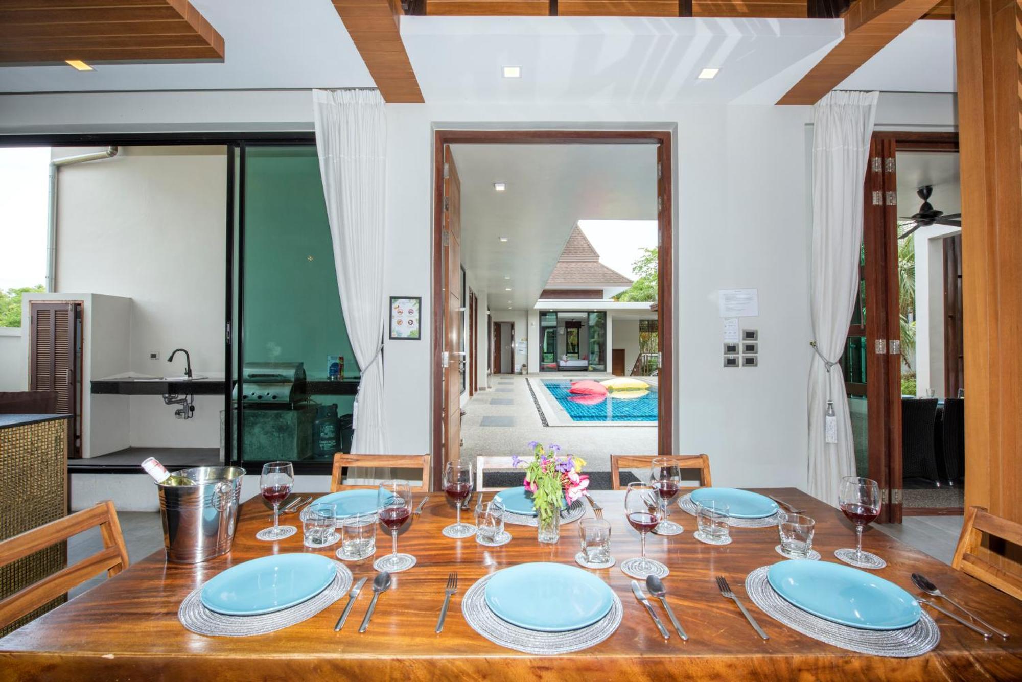 Narintara Private Pool Villas - Free Tuk-Tuk Service To The Beach! Ao Nang Exterior photo